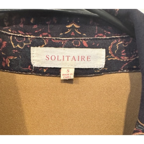 Solitaire Women's Paisley Print Trench Coat Jacket Size Small Belted Boho Chic - Picture 3 of 3